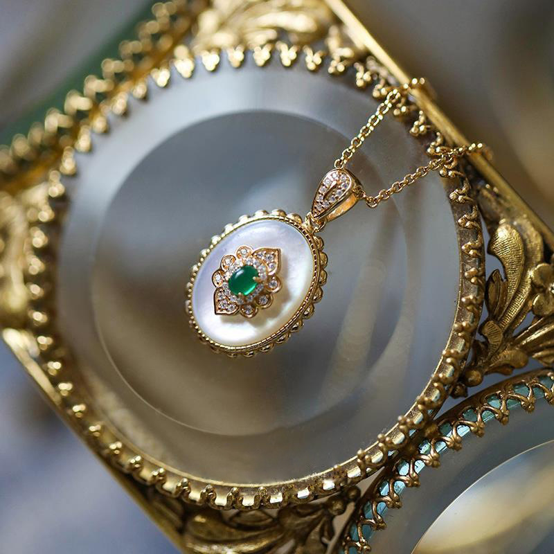 Women's Fashion Light Luxury F - огляд і ціна Birth Flower Necklace