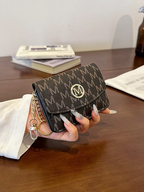 Retro Monogram Print Faux Leat - огляд і ціна Monogram Keychain Leather