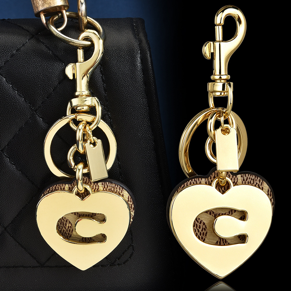 Monogram Heart Flower Bag Char - огляд і ціна Monogram Keychain Leather