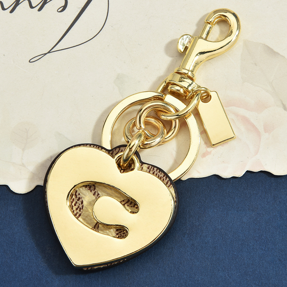 Monogram Heart Flower Bag Char - огляд і ціна Monogram Keychain Leather