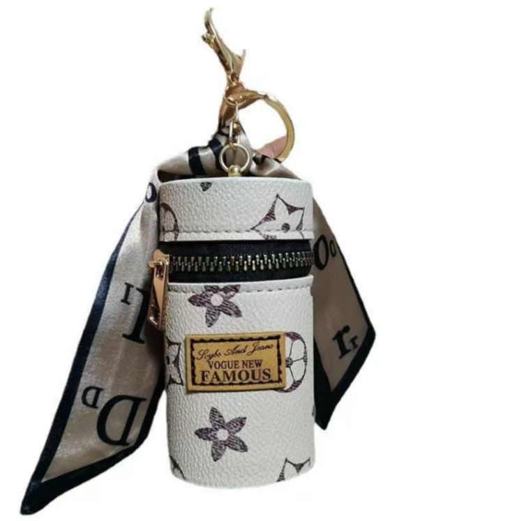 Off-White Floral Monogram Cyli - огляд і ціна Monogram Keychain Leather