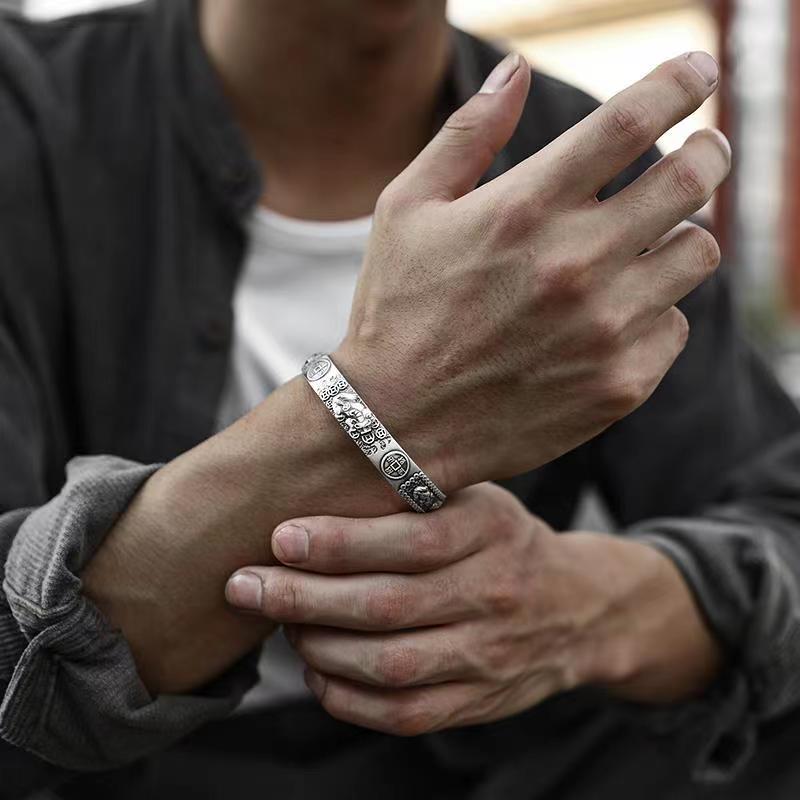 Classic Retro Chinese Mytholog - огляд і ціна Coordinates Bracelet